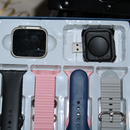 Zegarek Inteligentny Ultra z 8 Wymiennymi Paskami - Smartwatch Wielofunkcyjny