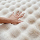 Puszysty Dywan z Futra Sztucznego Design 3D Bubble 180x230cm - Biały Nordycki do Salonu i Sypialni