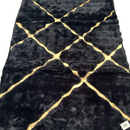 Dywan premium ze sztucznego futra 3D Bubble 120x180 cm - czarny ze złotymi paskami, miękki i puszysty