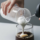 Elektryczny Spieniacz do Mleka 450ml, z Termoodpornym Szklanym Pojemnikiem, Gęsta i Jednolita Piana, Idealny do Cappuccino, Latte i Kawy